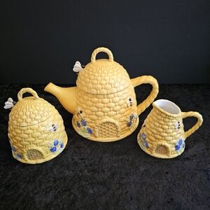 Weave Beehive 3 Pc Kate Williams Tea Set